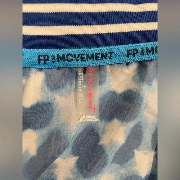 New without tags Free People Movement top seed tennis jacket, size medium - Picture 11 of 11